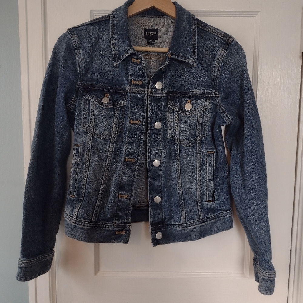 J.Crew Women's Never Worn! Classic Jean Jacket 😍 - Picture 5 of 11